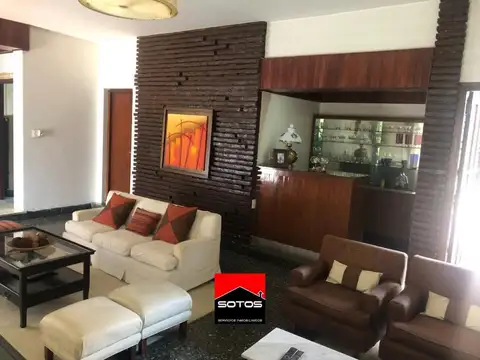 Casa en Venta de 4 dormitorios