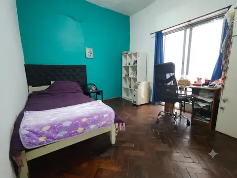 Depto Tipo Casa en Venta en Pompeya, USD 115.000
