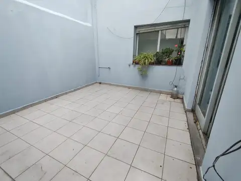 Depto Tipo Casa 4 ambientes con 1 baño