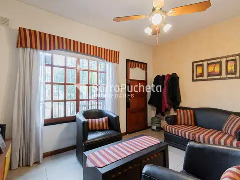 Depto Tipo Casa en Venta en Castelar, USD 135.000