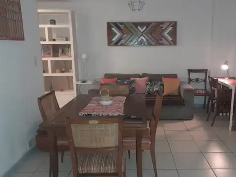 Alquilo Temporario en Villa Urquiza. Espectacular PH de 2 Ambientes con Patio/Jardín. 2 PAX