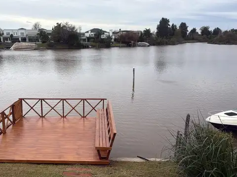 Casa en Dique Lujan