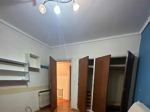 Departamento SEMI PISO de 4 AMBIENTES con COCHERA
