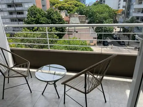 Nuñez, Comodoro Rivadavia 2300, 4to piso, 1 amb y medio, U$S 600 + expensas luz cable/internet