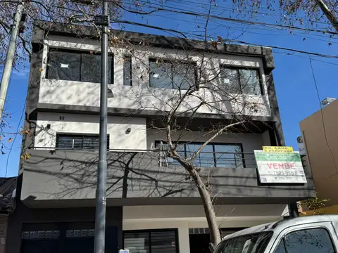 VENTA DE PH DE 4 AMBIENTES CON ENTRADA INDEPENDIENTE AL FRENTE A ESTRENAR