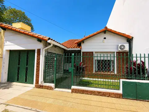 Casa en Venta en Munro-Este, USD 185.000