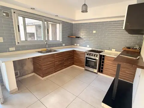 Casa en Venta en Los Olivares, USD 220.000