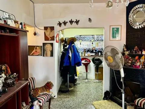 Casa en Alquiler con 1 cochera