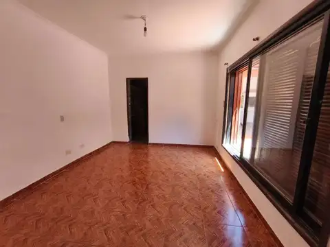 VENTA CASA VILLA CABRERA COCHERA PATIO ESCRITURA