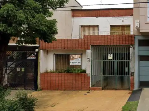 AMPLIA CASA EN VENTA EN POSADAS MISIONES