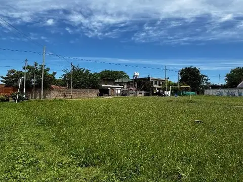 Terreno en Venta 20  mts Fondo