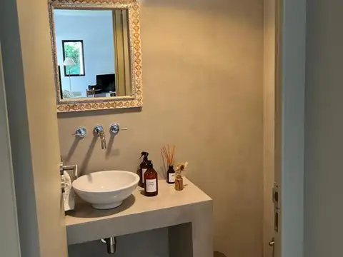 Casa en Alquiler Temporal con 2 cocheras