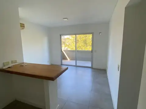 Alquiler depto Complejo Bosque Alto Pilar Cochera