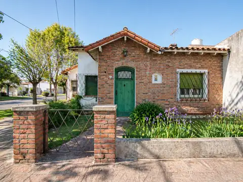 Casa en Venta en Castelar Norte, USD 78.000