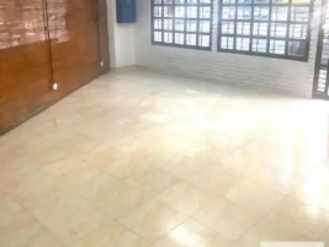 Local en Alquiler - 1 Baño - 90mts - Caballito