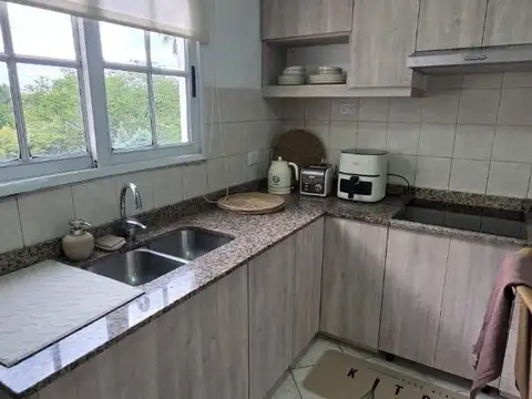 DEPARTAMENTO 2 AMB EN EXCELENTE UBICACION  OPORTUNIDAD!
