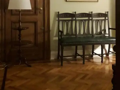 Oficina en Venta 100 años