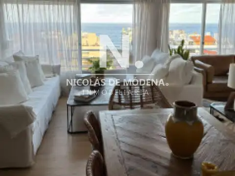 Departamento de 3 dormitorios con vista al mar en Peninsula , Punta del este