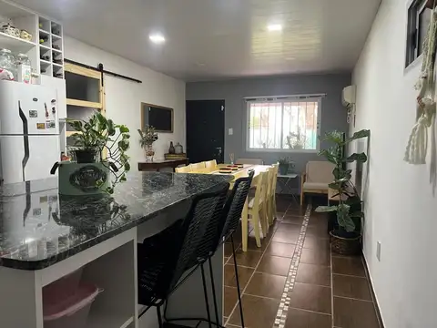 637 e/ 127 y 128 700