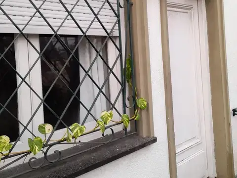 Depto Tipo Casa en Alquiler de 3 ambientes
