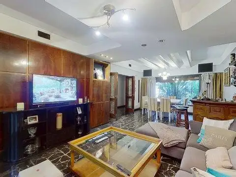 Casa 6 ambientes con 3 baños