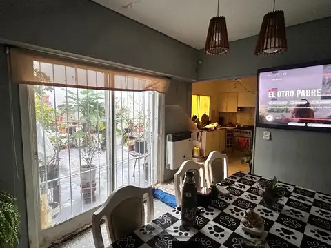 Depto Tipo Casa 4 ambientes con 1 baño