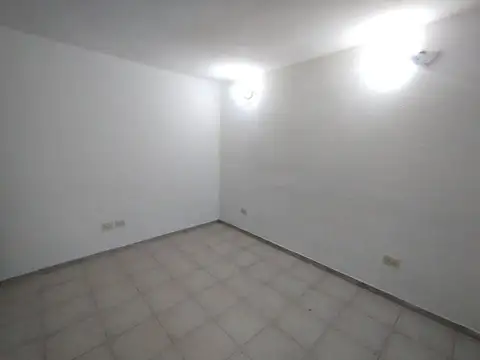 Depto Tipo Casa en Alquiler al Noreste