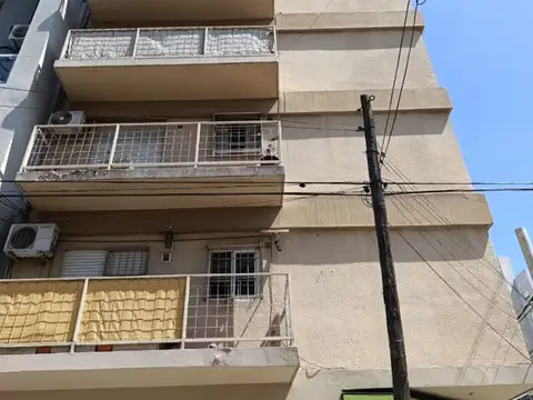 doctor ceraso 1700, Piso 6