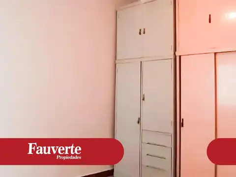 DEPTO TODO EN PLANTA BAJA EN VILLA SARMIENTO. VENTA