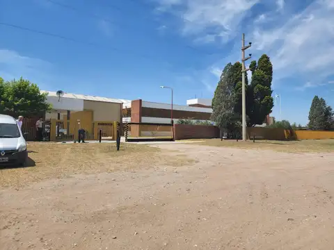 Galpon en Venta en Villa Mercedes, USD 730.000