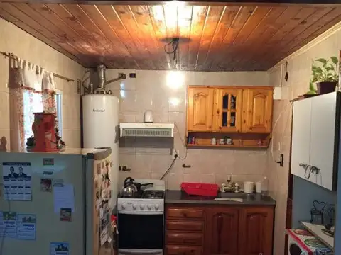 Casa 5 ambientes con 2 baños