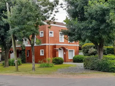 alquiler casa Muñiz, praderas de san Ignacio