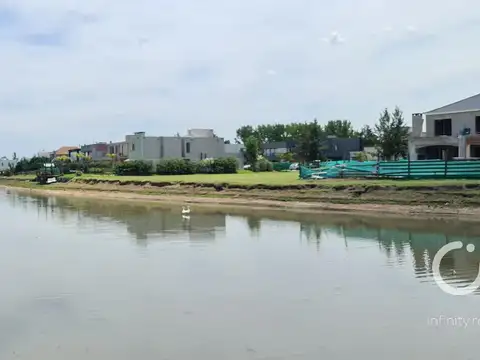 Terreno en Venta de 627,0 m2