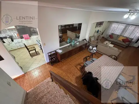 Depto Tipo Casa en Venta de 4 dormitorios