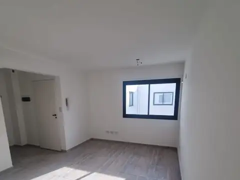 Departamento en Alquiler en Banfield, $ 400.000