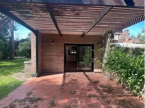 Casa en Alquiler de 3 dormitorios