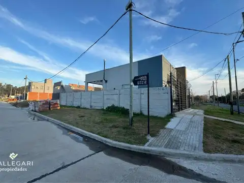Terreno en Venta 8  mts Frente
