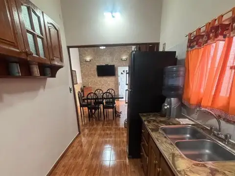 Depto Tipo Casa en Venta en Villa Luzuriaga, USD 65.000