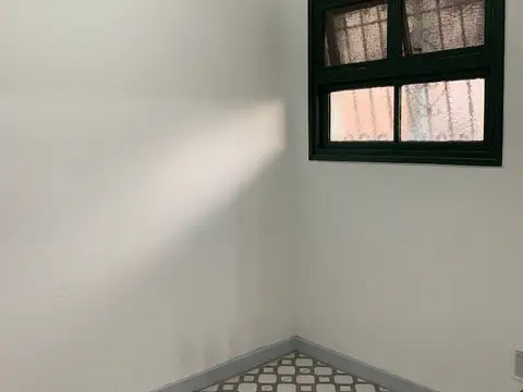 Venta departamento de tres ambientes