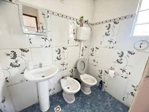 VENTA CON RENTA DOS CASAS EN EL MISMO PADRON MINAS