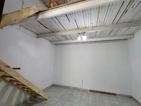 Depto Tipo Casa 3 ambientes con 1 baño