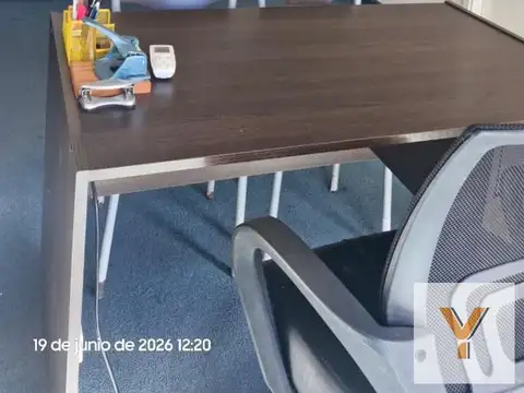 Oficina en Alquiler al Este