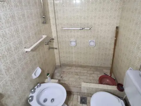 Depto Tipo Casa en Venta con 1 cocheras