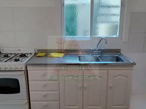 Depto Tipo Casa 2 ambientes con 2 baños