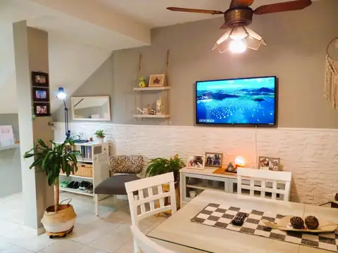 Depto Tipo Casa en Venta en Republica De La Sexta, USD 74.000