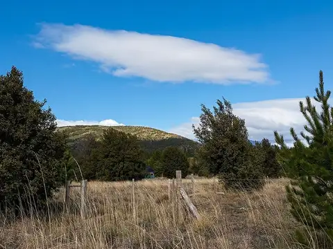 FINA PATAGONIA. Lote en venta de 970m2 ubicado en San Martin de los Andes