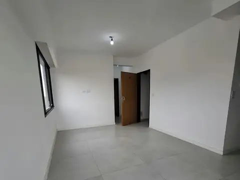 Departamento en Alquiler en Villa Bosch, $ 600.000