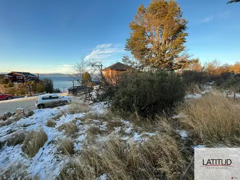 Excepcional lote de 1.224m² en el exclusivo barrio cerrado Bahía Cauquén