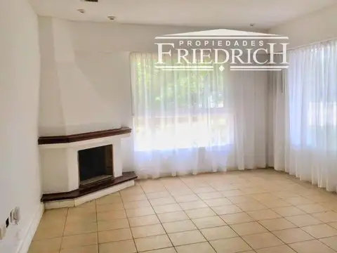 Casa en Alquiler en Haras Maria Elena, USD 1.400