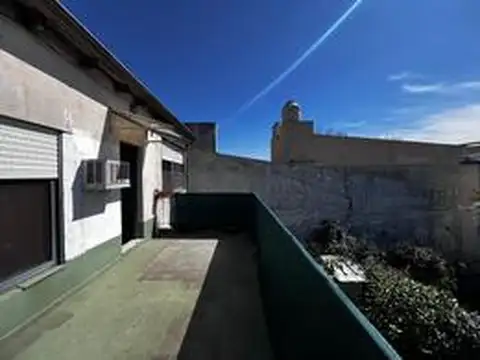 PH EN VENTA 4 AMBIENTES SIN EXPENSAS CON BALCON ATERRAZADO